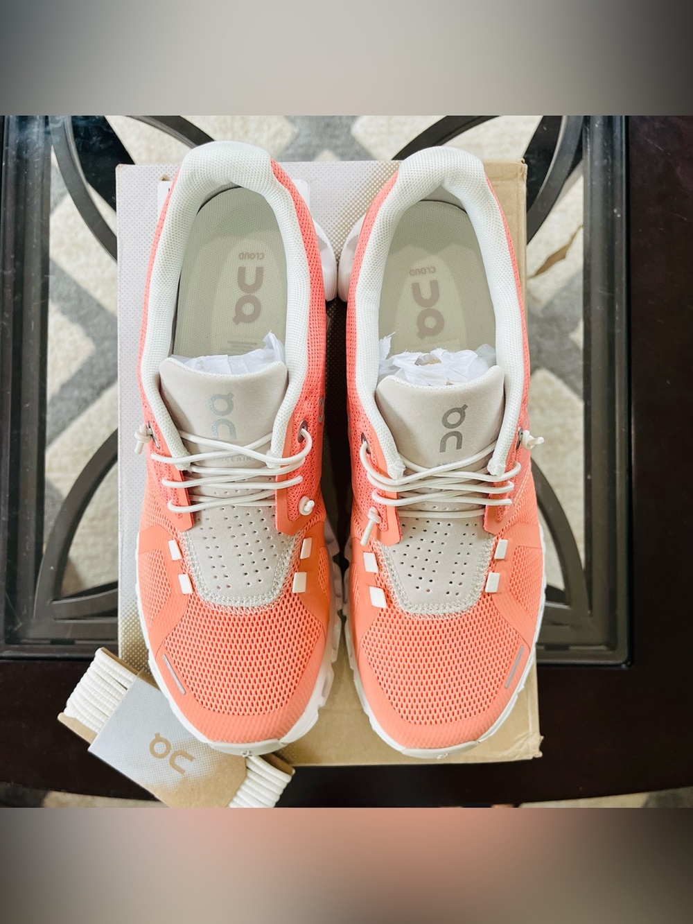 Sz 7 On Cloud 5 Women's Sneakers Trainers Shoes Flamingo/Pearl 59.97765 - Picture 4 of 7